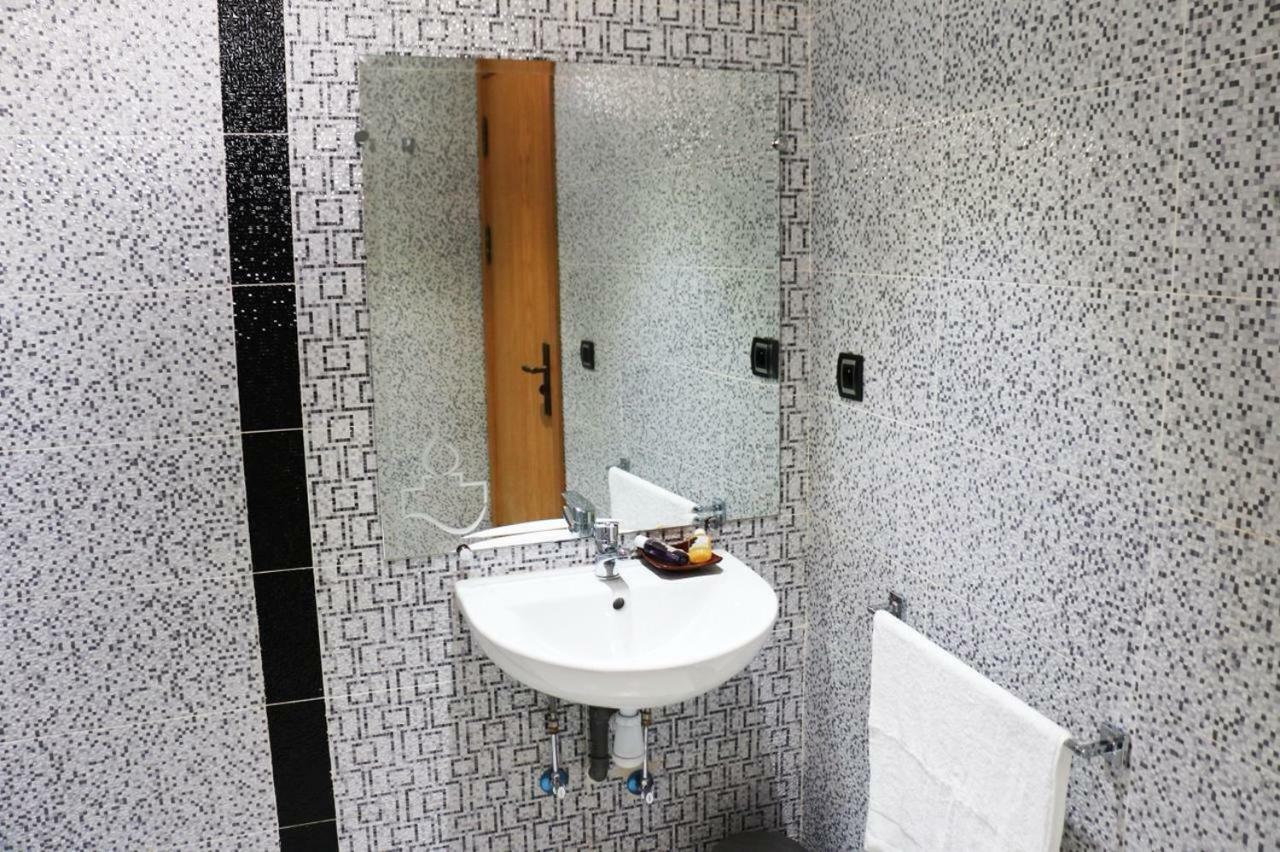 Dar Amghar Hotel Tafraout Ngoại thất bức ảnh